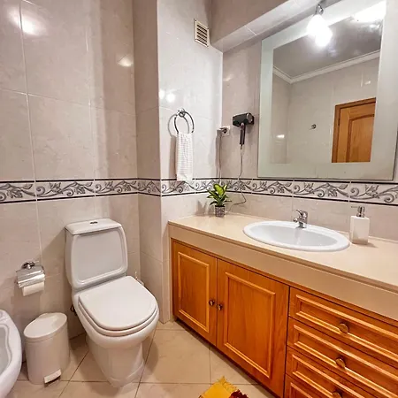 Ilumina Hostel Albufeira *